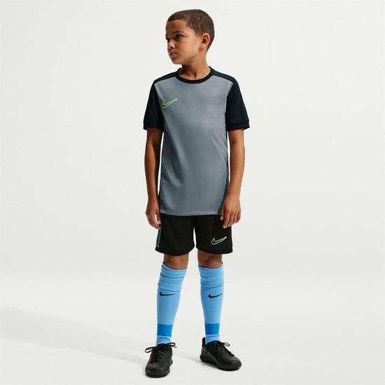 Boys Nike Top Juniors in Cool Grey - Image 4