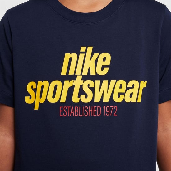 Boys Nike K NSW T Clb FAM in Obsidian - Image 4