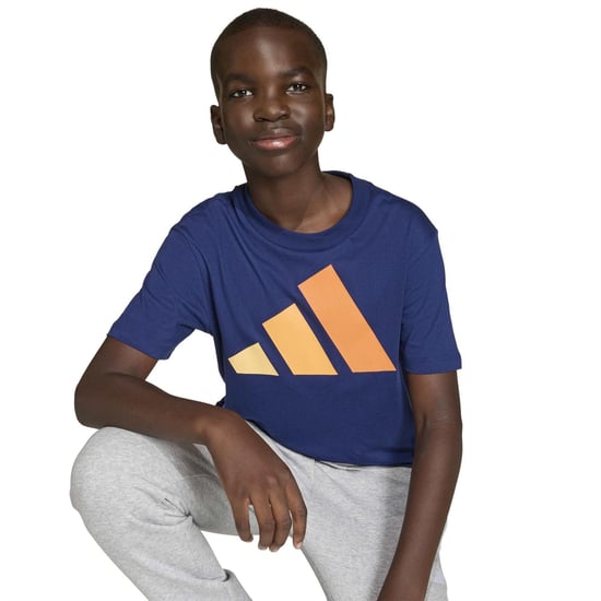 Boys adidas J Bl Tee 160 Jn99 in Dark Blue/Semi - Image 5