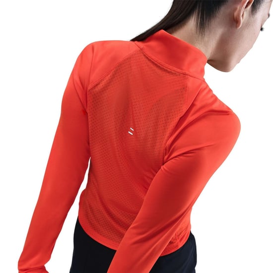 Women's Nike W Nk Tempo Nvlt in Picante Red/Ref - Image 2