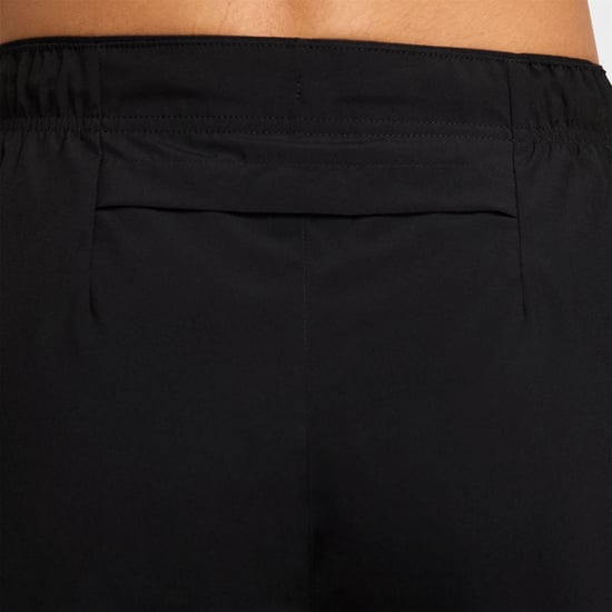 Men's Nike M Nk Run Enrgy in Black/Black/Bla - Image 5