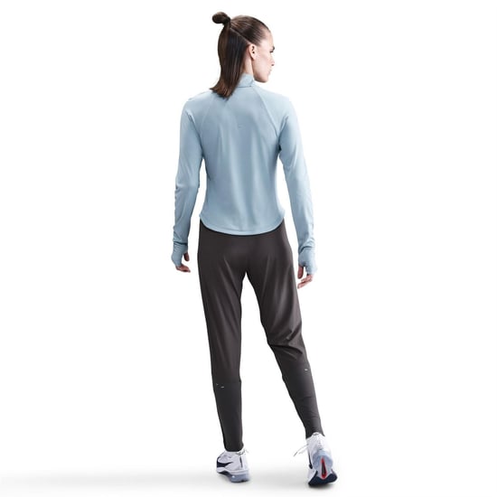 Women's Nike W Nk Swift Df M in Thunder Grey/Re - Image 4