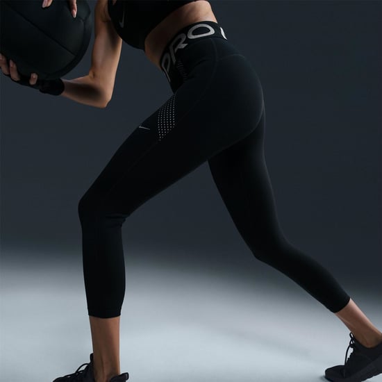 Women's Nike W NP SCULPT DF in Black/Reflectiv - Image 3