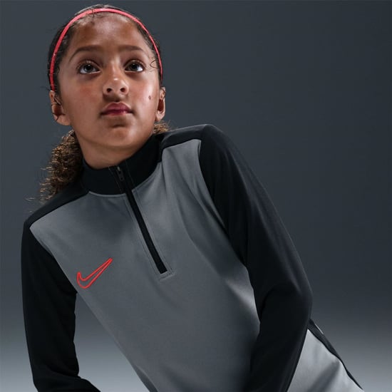 Boys Nike Drill Top Juniors in Grey/Black - Image 6