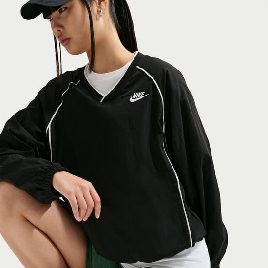 Women's Nike Classic 8 Inch Biker Cycling Shorts in Fir/Sail - Image 3
