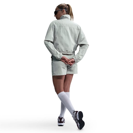 Women's Nike W Nsw Evrthng W in Light Silver/Wh - Image 4