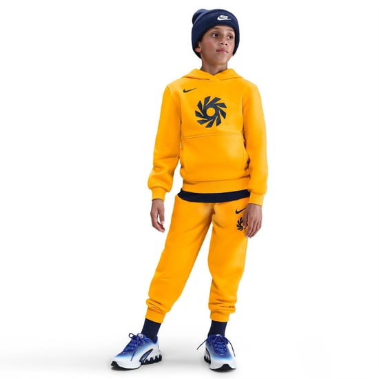 Boys Nike Eh K Nk Clb Flc in University Gold - Image 3