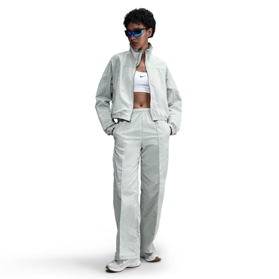 Women's Nike W Nsw Trend Wvn in Light Silver/Wh - Image 3