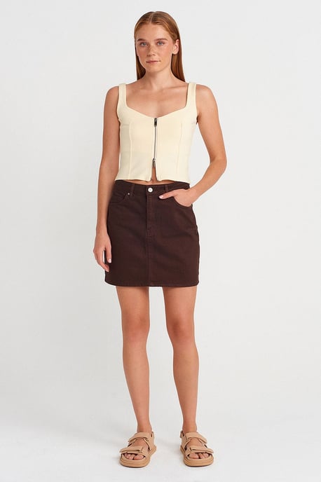 Sleeveless Square-Neck Crop Top - Image 4