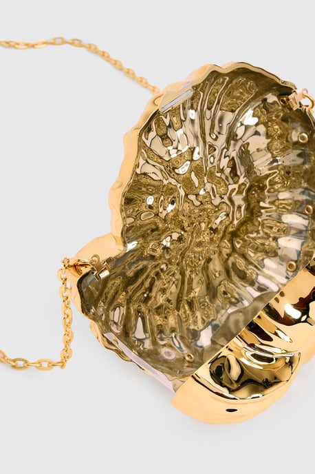 Gold Seashell Clutch Bag With Chain - Image 4