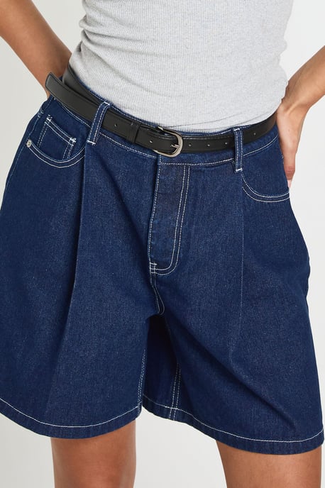 Belted Longline Pleated Short - Image 4