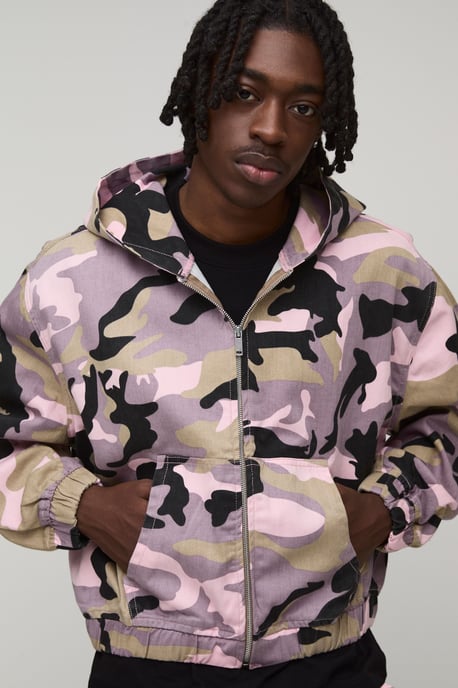 Oversized Crop Camo Twill Hooded Overshirt - Image 3