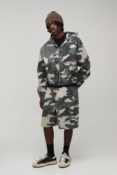 Oversized Crop Camo Twill Hooded Overshirt - Image 4