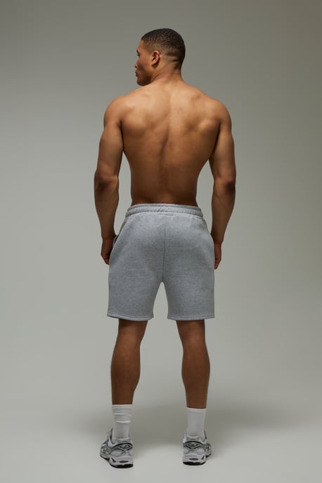 Man Active Badge 7inch Shorts - Image 2