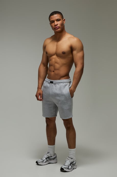 Man Active Badge 7inch Shorts - Image 4