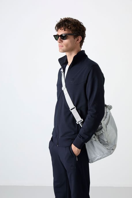 Men's Relaxed Fit Zip-collar Sweatshirt And Pants Set - Image 2
