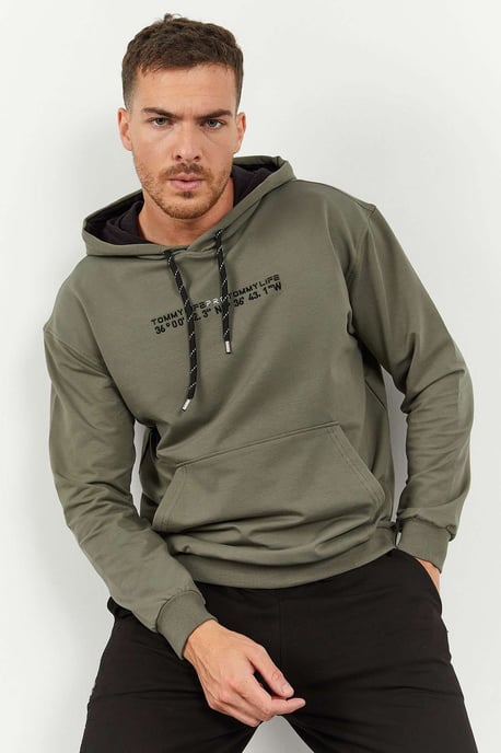 Oversized Hooded Sweatshirt And Pants Set - Image 2
