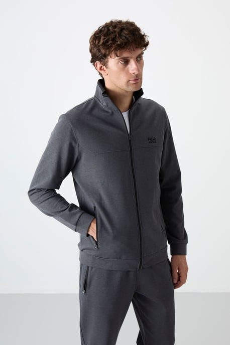 Men's Fleece Sweatshirt And Pants Set - Image 2