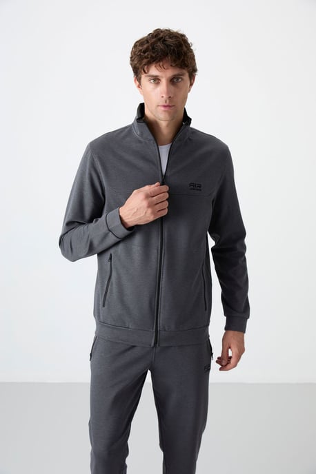 Men's Fleece Sweatshirt And Pants Set - Image 6