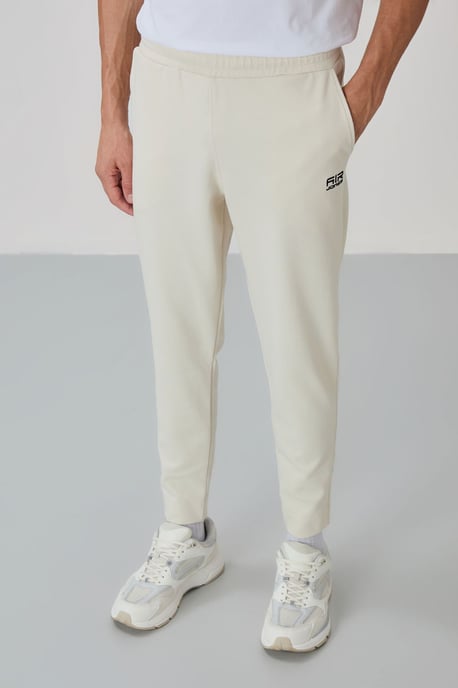 Men's Zip-collar Sweatshirt And Pants Set - Image 3