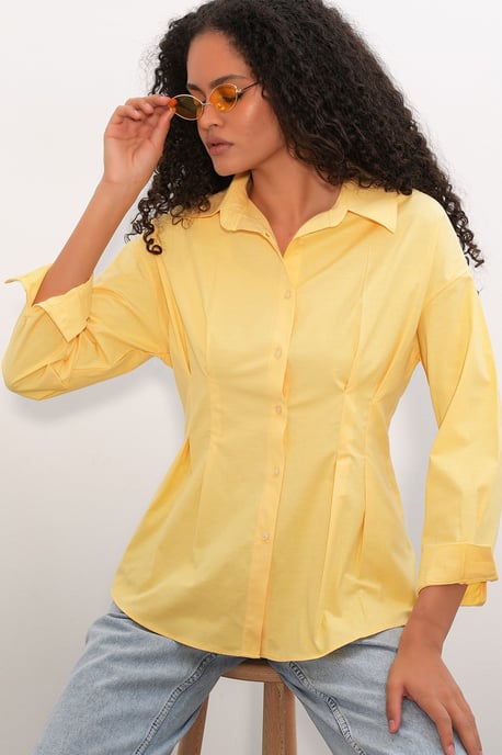 Getailleerde Poplin Shirt Met Knopen Voorzijde - Image 1
