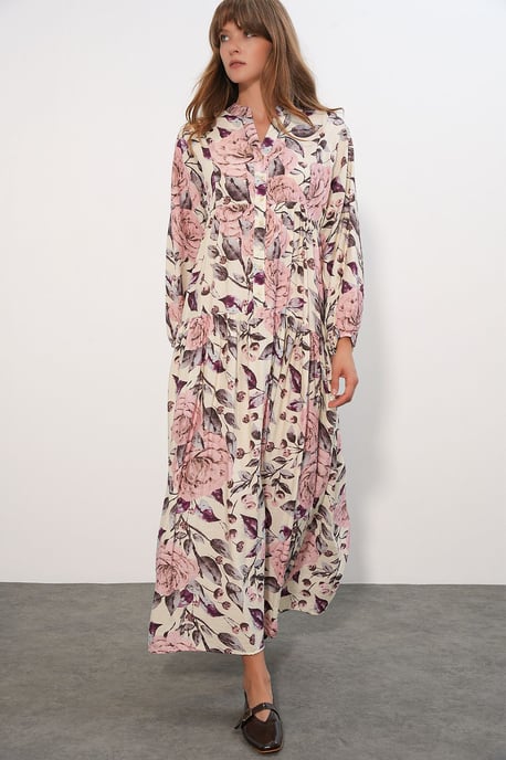 Floral Maxi Dress With Mandarin Collar - Image 3