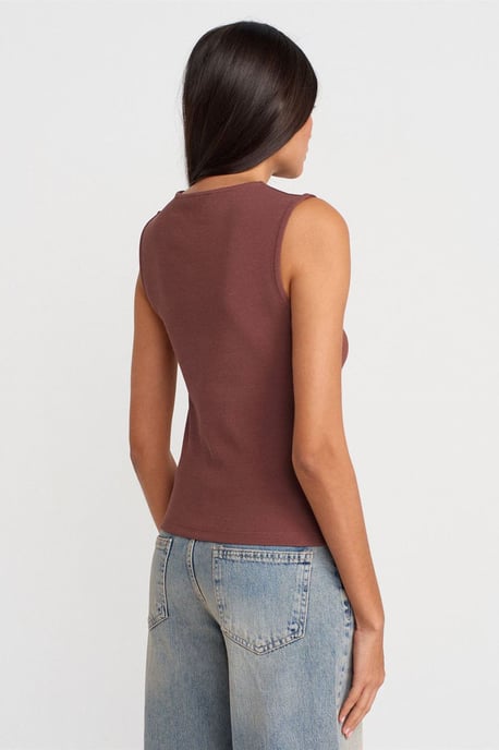 Ribbed Sleeveless Button-front Blouse - Image 2
