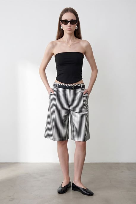 Dames Strapless Crop Bandeau Top - Image 4