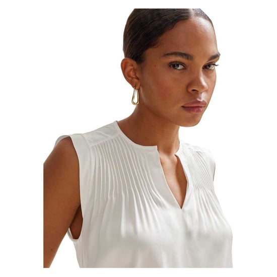 Boss Womens/Ladies Pintuck Notch Neck Regular Blouse (White) - Image 3