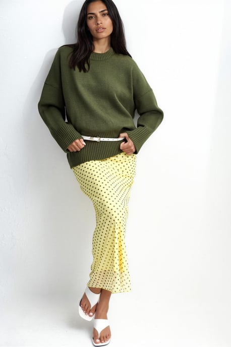 Oversized Crew Neck Knit Sweater - Image 4