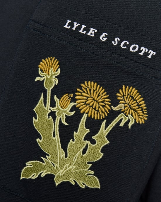 Botanisk broderad fickt-shirt - Image 6