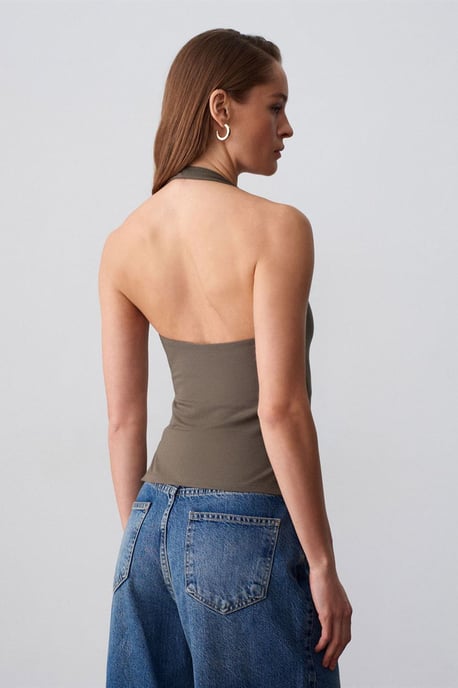 Halterneck Cut-Out Slim Fit Blouse - Image 2