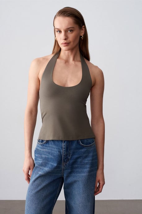 Halterneck Cut-Out Slim Fit Blouse - Image 3