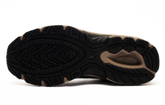 Mizuno MXR Mens Trainers - Image 4