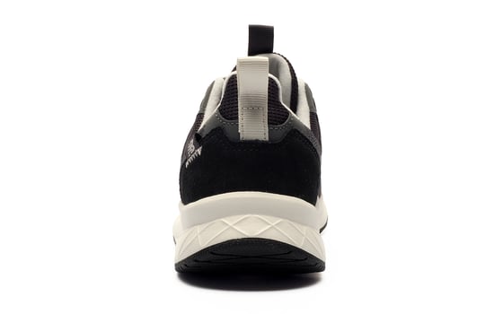 New Balance Original UA900 V2 Mens Trainers - Image 3