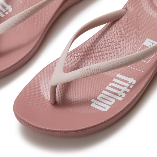 FitFlop X Pantone Iqushion Dames Cameo Bruine Flip Flops - Image 5