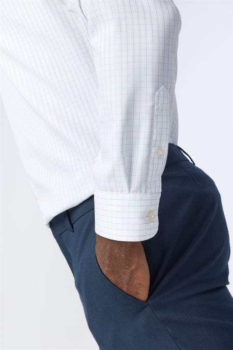 Long Sleeve Checked Tailored Formal Shirt in White - Image 3