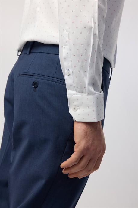 Long Sleeve Slim Fit Formal Shirt in White - Image 4