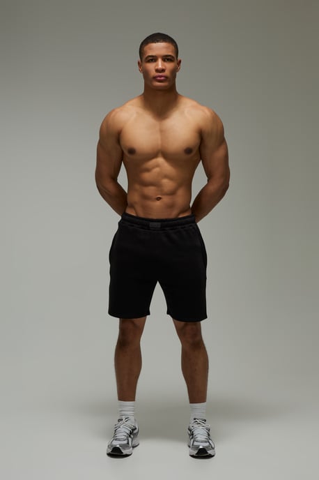 Man Active Badge 7inch Shorts - Image 4
