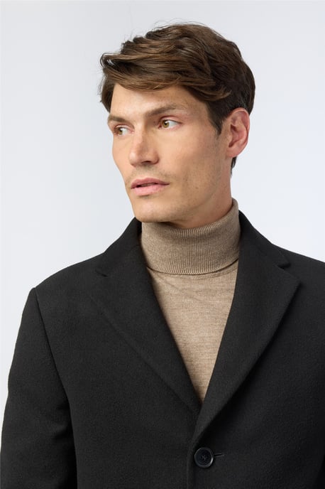 Single Breasted Long Sleeve Three Button Overcoat in Black - Image 3
