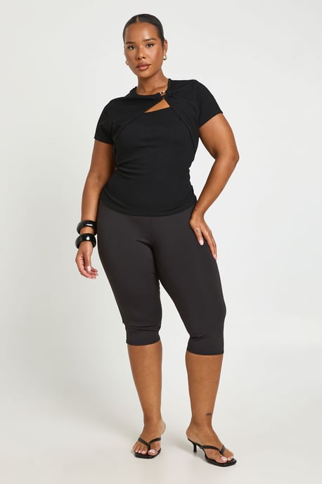 Plus Rib Gold Trim Detail Cut Out Short Sleeve Top - Image 3
