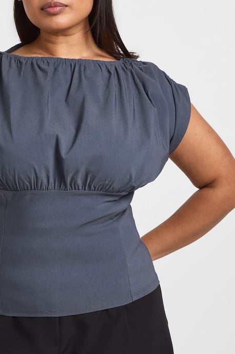 Plus Cinched Waist Ruched Detail Top - Image 4