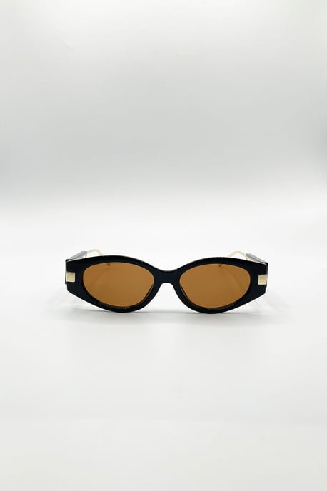 Oval Metal Detail Sunglasses In Black - Image 2