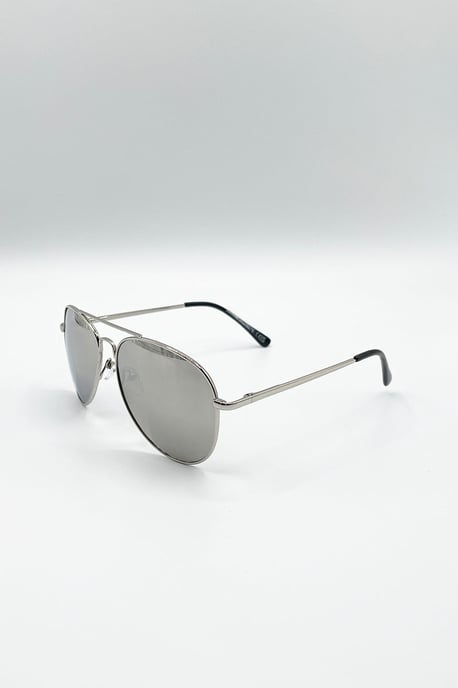 Aviator Sunglasses Silver Frame With Silver Mirrored Lenses - Image 3