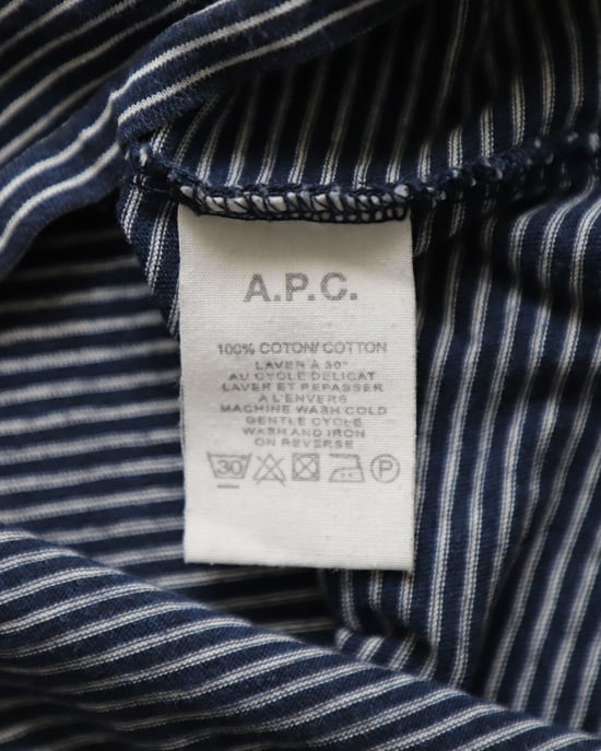A.P.C. Randig kortärmad t-shirt med rund hals i marinblå bomull - Image 6