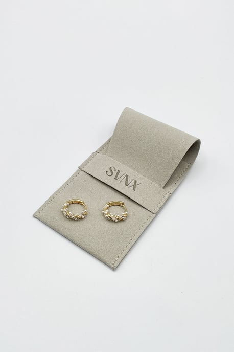 Pearl Vine Hoop Earrings in Gold - Image 3