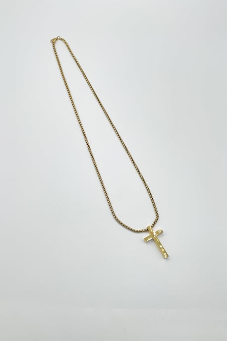 Cross Prendant Necklace In Gold - Image 3