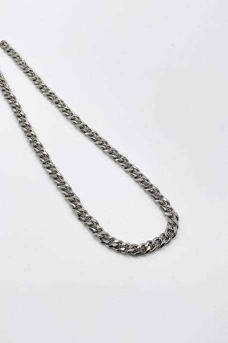 Woven Chain Necklace in Silver - Image 2