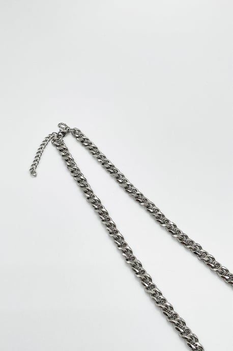 Woven Chain Necklace in Silver - Image 4