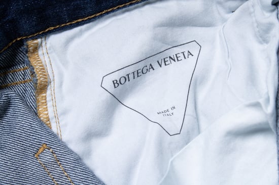 Bottega Veneta, beskurna och vikta jeans i blått - Image 6